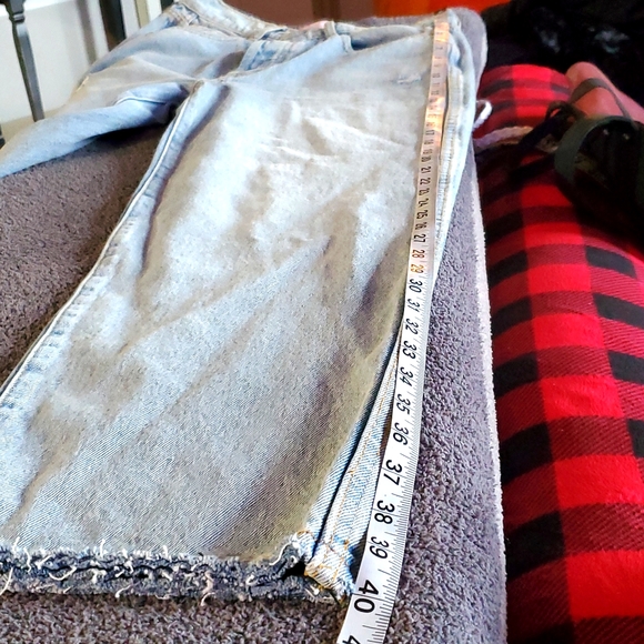 Revice Denim - Picture 16 of 16